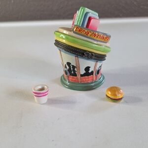Vintage Drive-In Diner Trinket Box With Accessories
